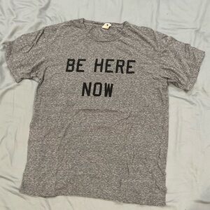 Grey short sleeve t-shirt with graphic sz L